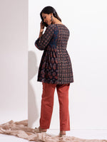 Load image into Gallery viewer, Virtuoso Azure Buttoned Tunic