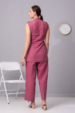 Load image into Gallery viewer, Thread and thrive patterned overcoat