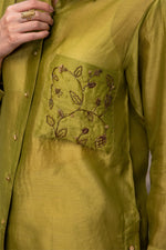 Load image into Gallery viewer, The Verdant Shahzadi Chanderi Shirt with Beige Pant