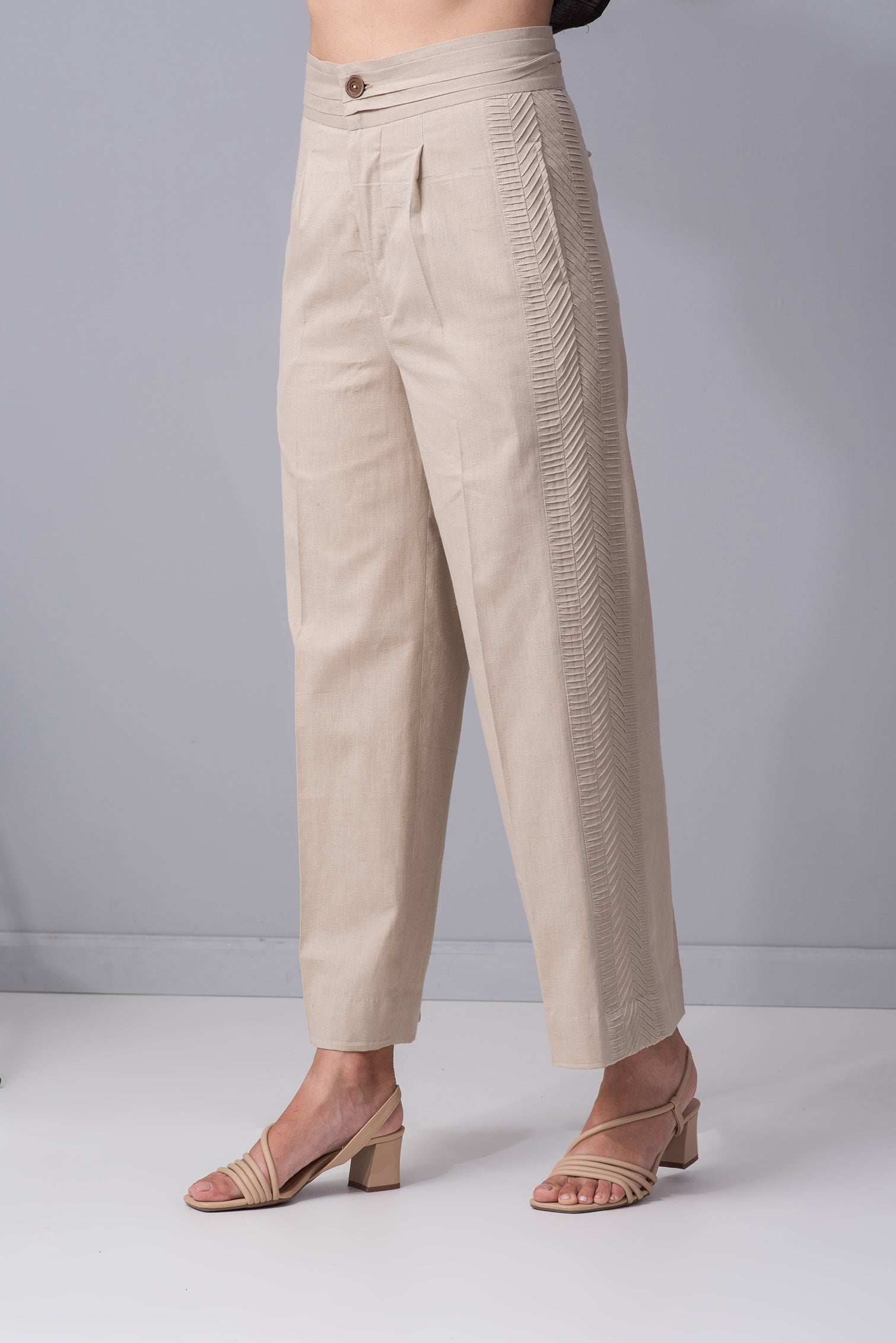 Effortless Elegance beige Pants