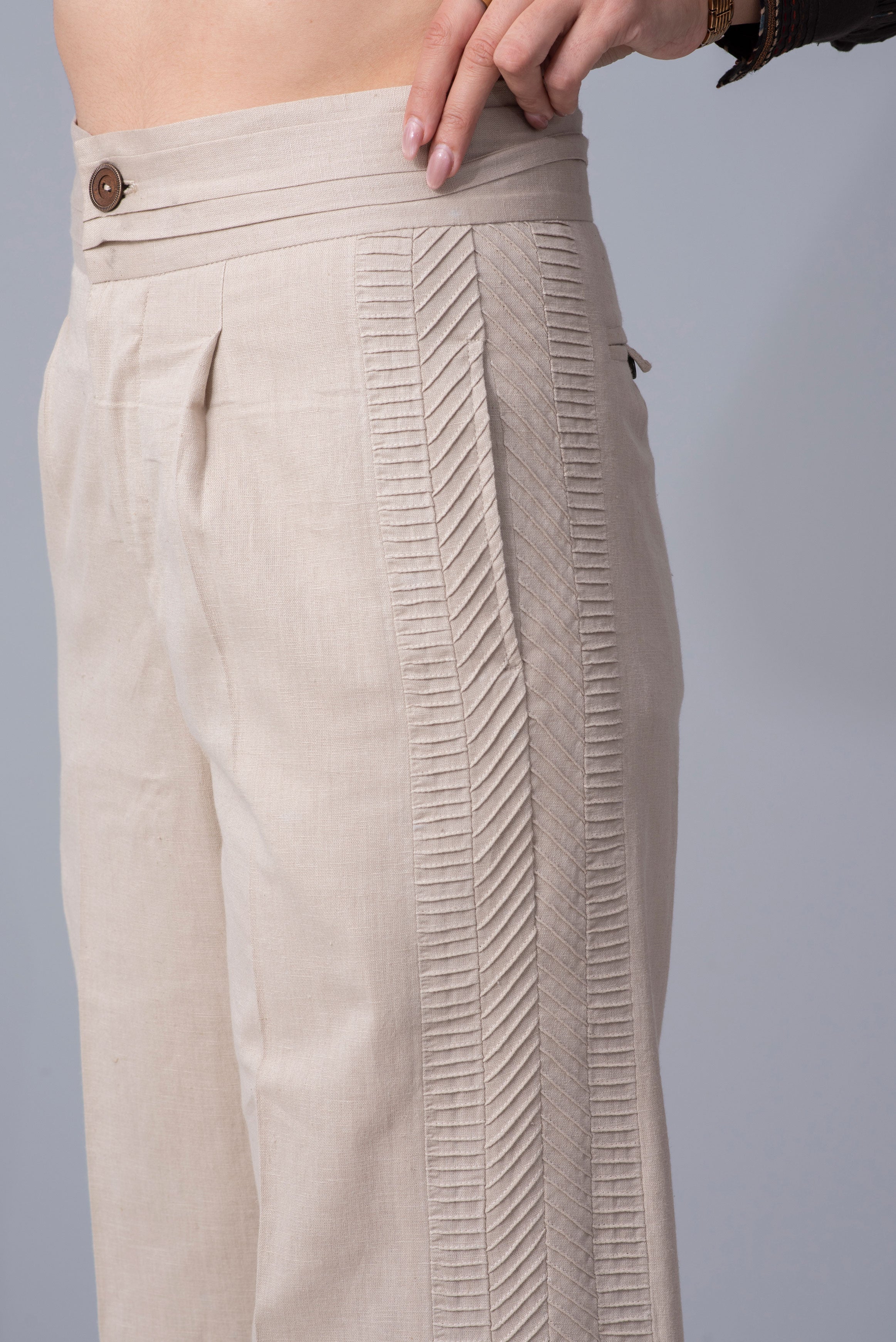 Mira coordset with beige pants