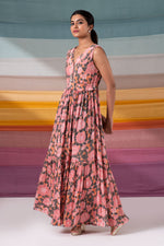 Load image into Gallery viewer, Floral printed crepe gathered dress