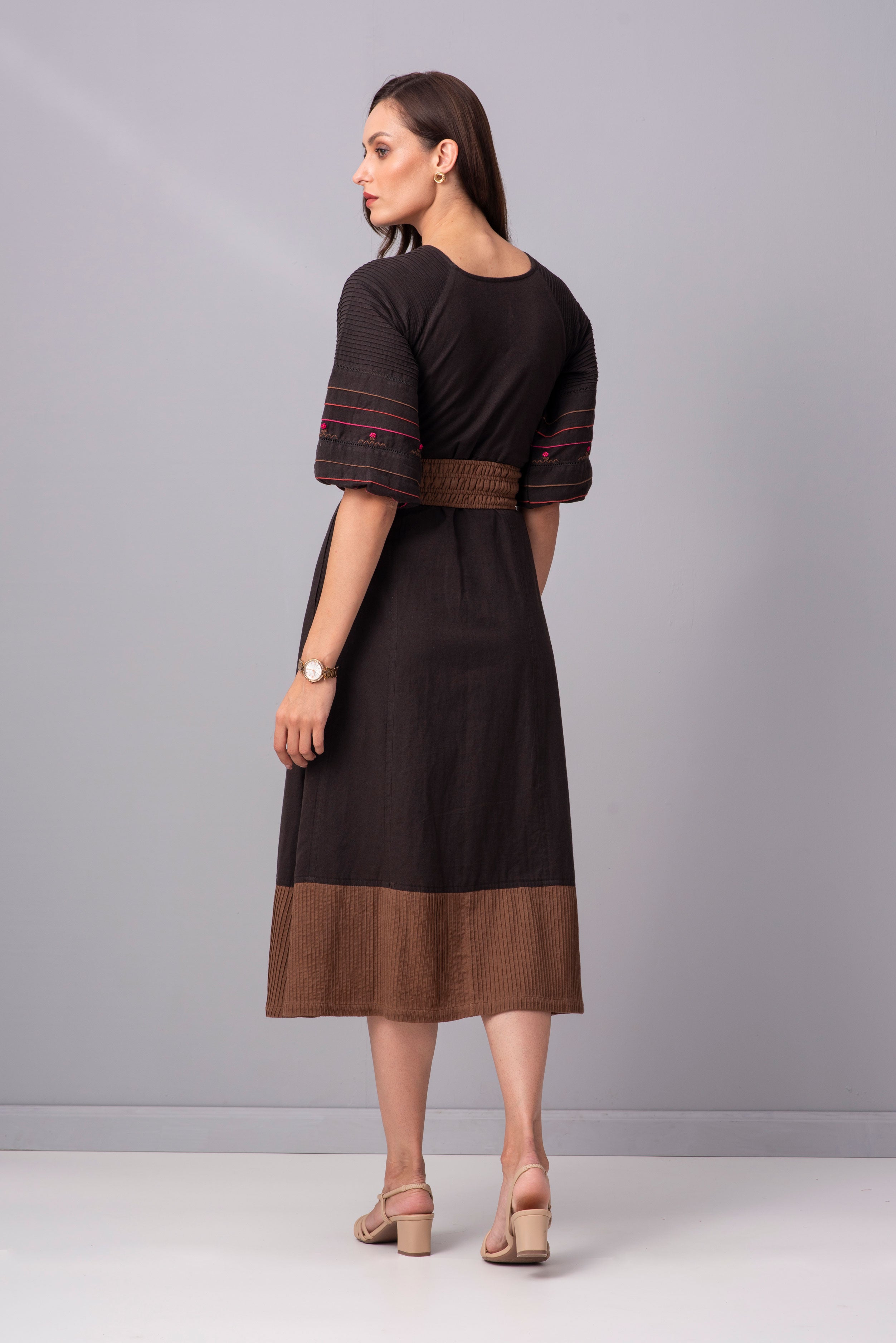 Charcoal Mahogony Multi piping midi Dress