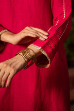 Load image into Gallery viewer, The Gulnaaz Linen Ensemble set