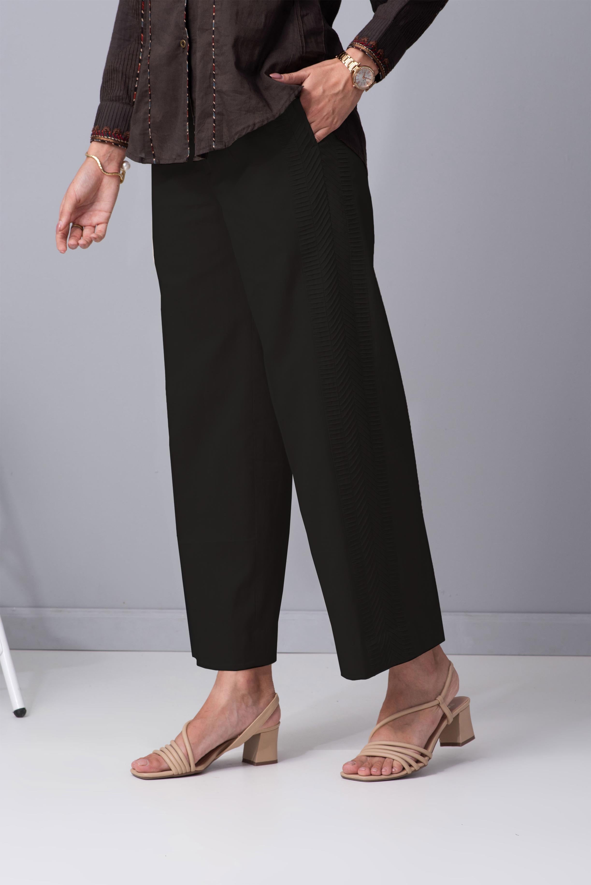 The Meridian Pintuck Pant