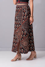 Load image into Gallery viewer, Kaleidoscope Collage side  slit long Skirt (black)
